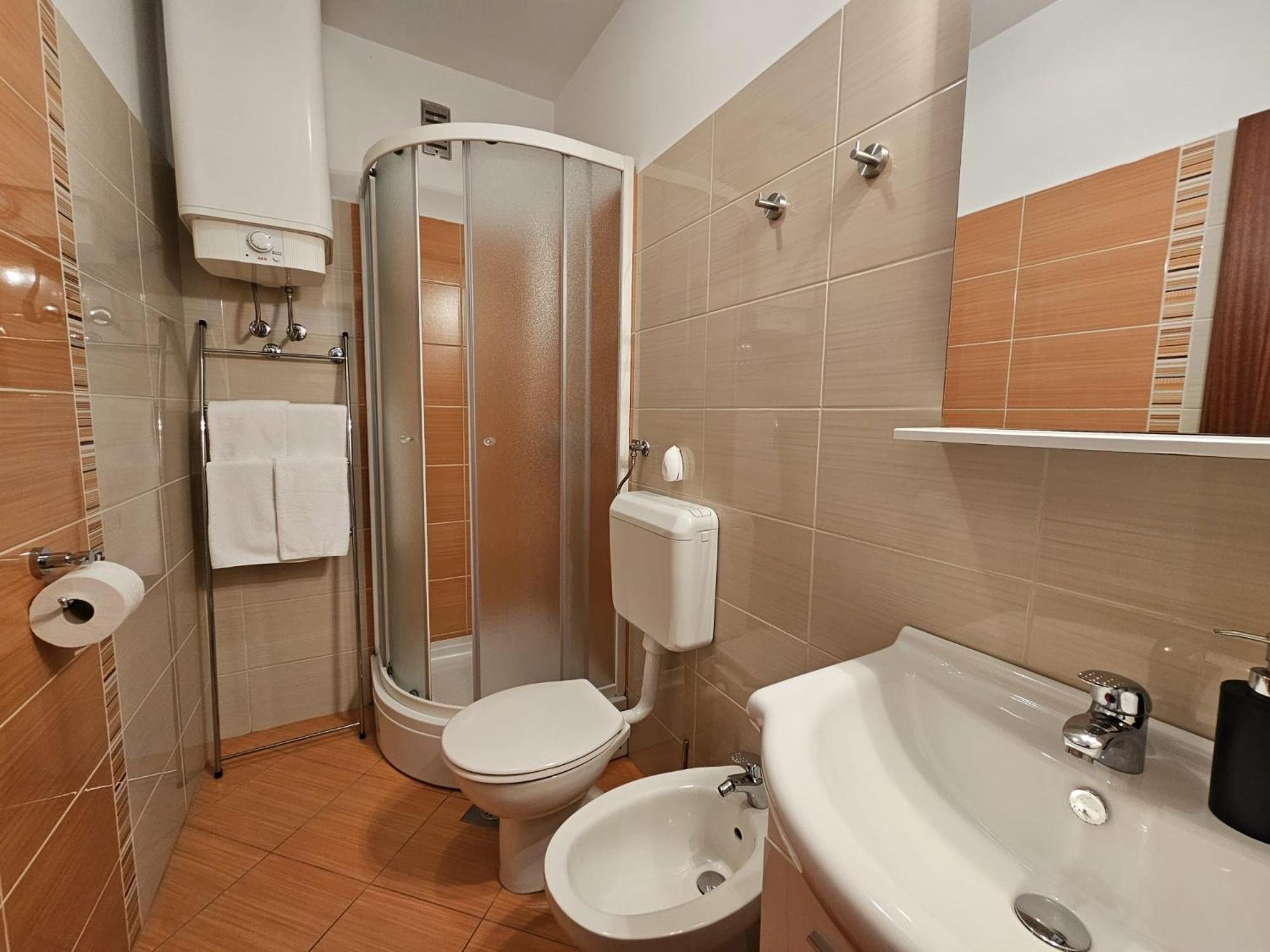 Apartments Andrea マリンスカ エクステリア 写真