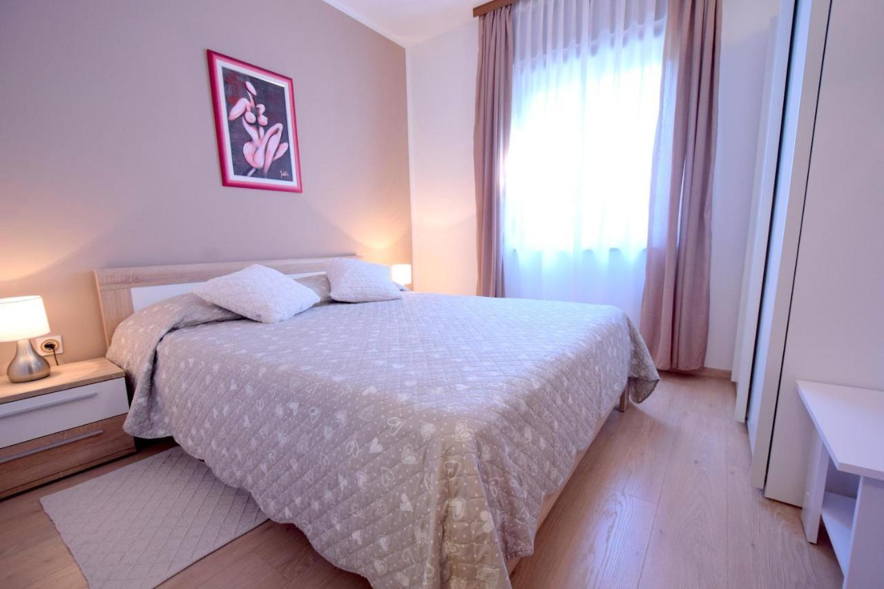 Apartments Andrea マリンスカ エクステリア 写真