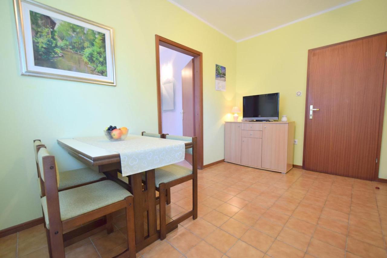 Apartments Andrea マリンスカ エクステリア 写真