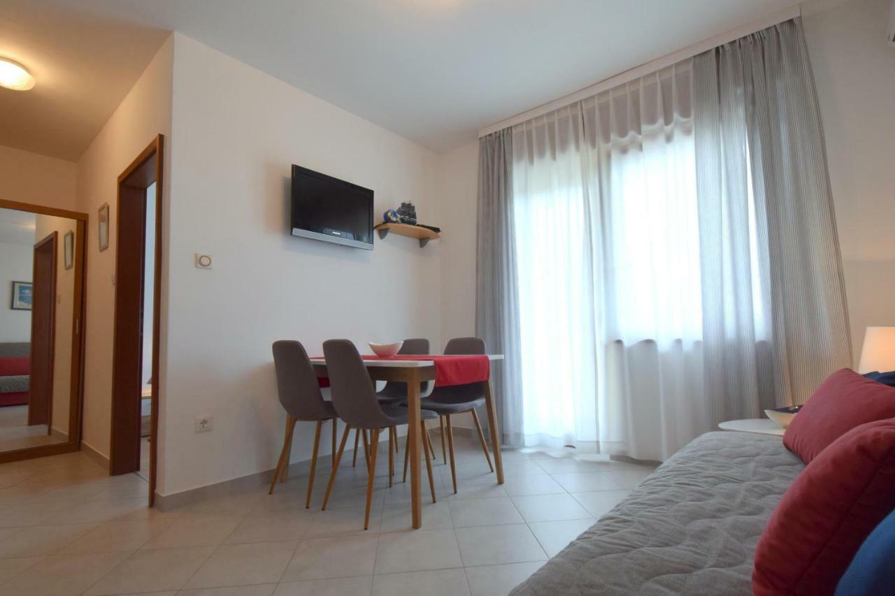 Apartments Andrea マリンスカ エクステリア 写真